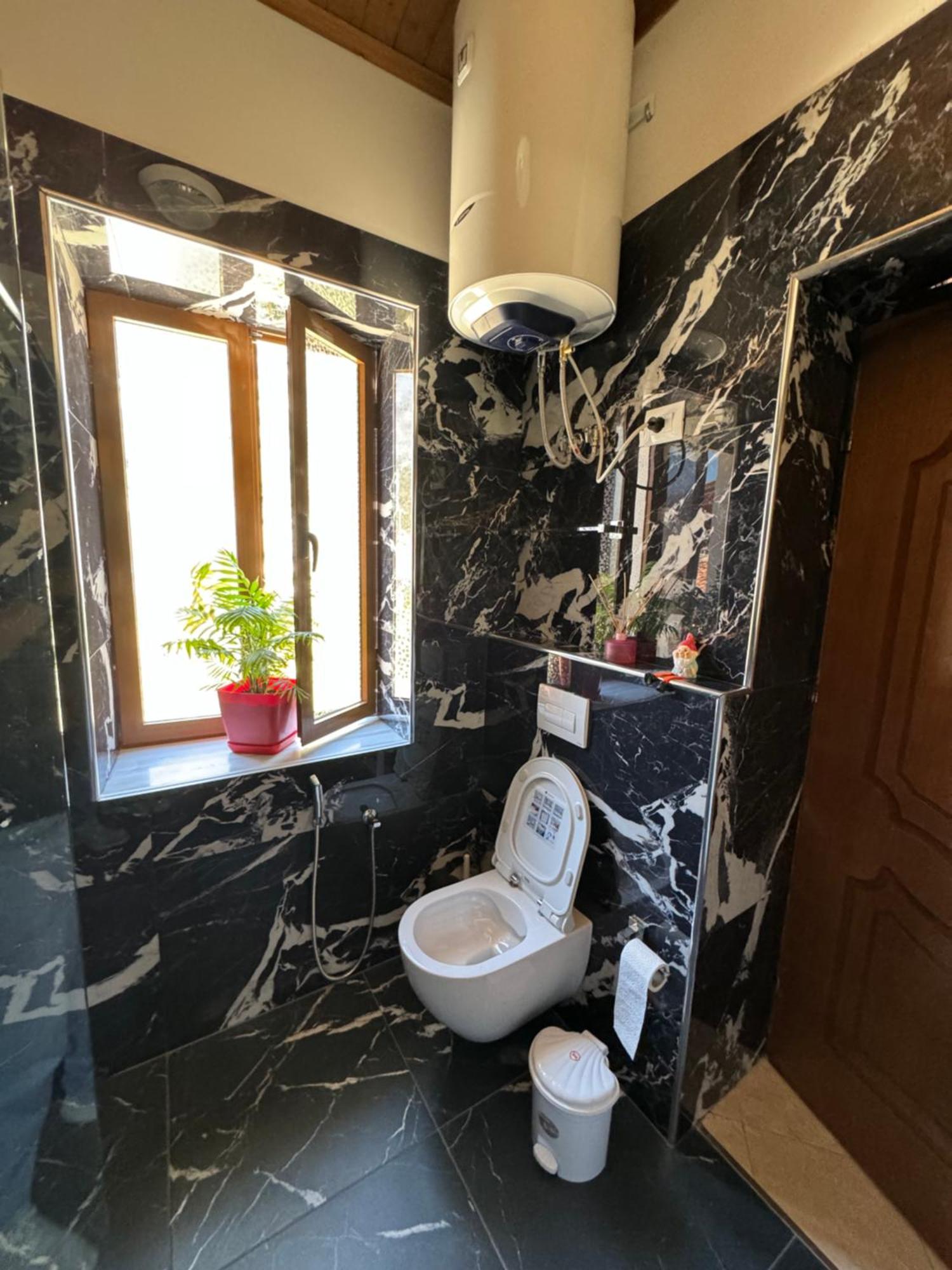 Meroli Guesthouse - Unesco Quarter Berat Ngoại thất bức ảnh